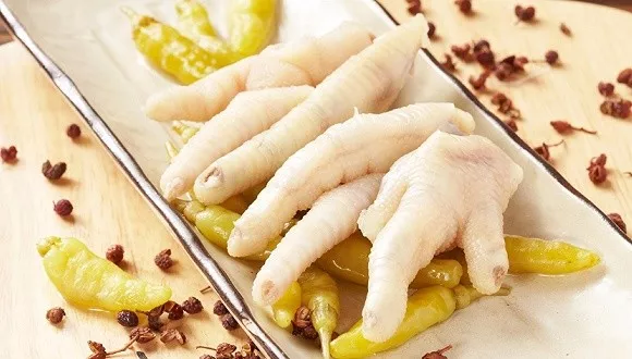 產(chǎn)品單一、股東繁雜、食安隱患，“鳳爪第一股”能順利IPO嗎？