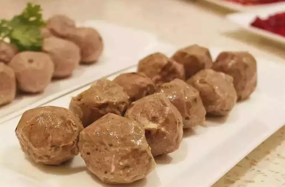 都是牛肉做的，這些做牛肉丸的偏說：我們不一樣！