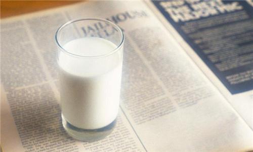 乳企上半年成績單已出，伊利、蒙牛、三元等業(yè)績高速增長