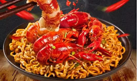 小龍蝦拌面、麻糬Q米撈面……面食圈正流行這些味兒