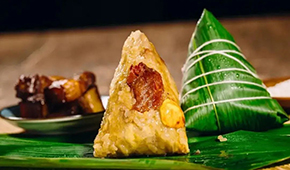 縮減產(chǎn)能，減少訂貨，今年端午市場(chǎng)粽子廠商都在做“減法”